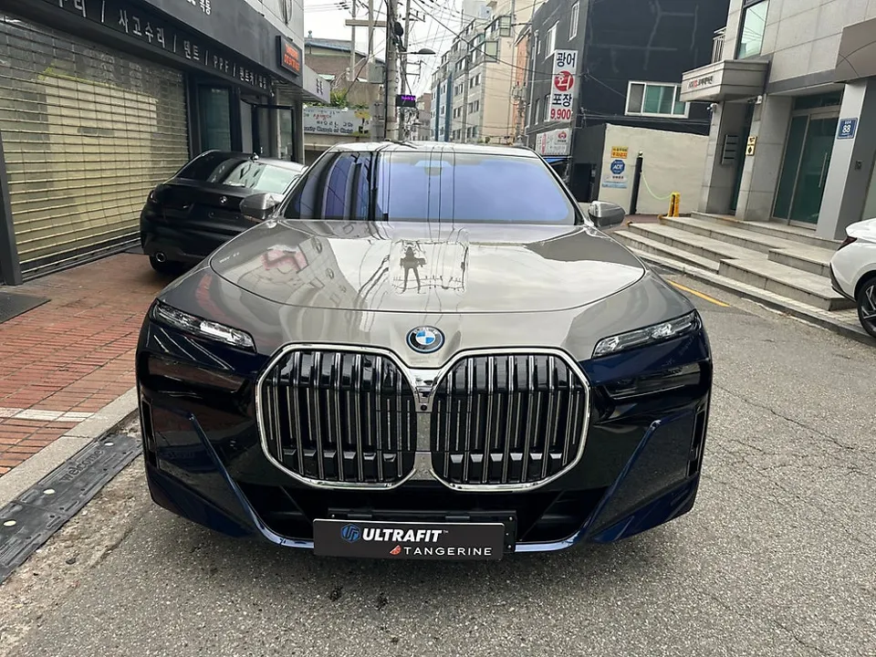 BMW 7 SeriesのPPF施工事例｜費用目安・仕上がり 施工写真 2-1