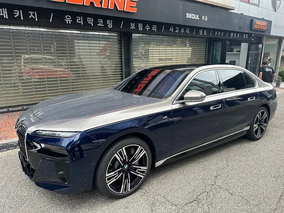 BMW 7 SeriesのPPF施工事例｜費用目安・仕上がり 施工写真 1-2