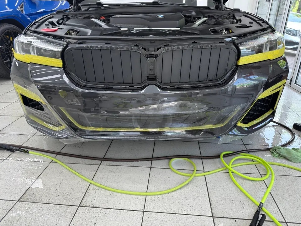 BMW 5 SeriesのPPF施工事例|費用目安と仕上がり 施工写真 2-2