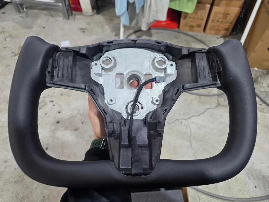 Tesla Model 3 Steering Wheel Customization Review photo 2