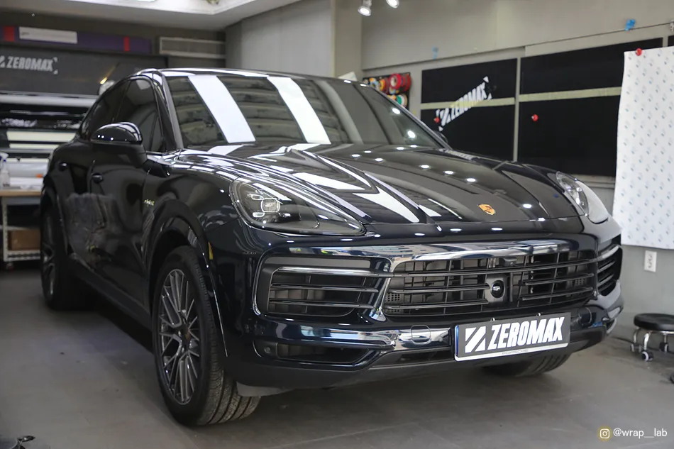 Porsche Cayenne Coupe ppf - Porsche Cayenne Coupe PPF Review: Flawless Interior Protection photo 3