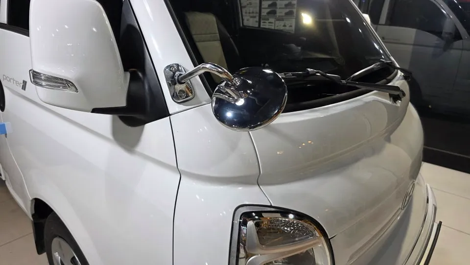Hyundai Porter PPF施工事例|費用目安と仕上がり 施工写真 1-2