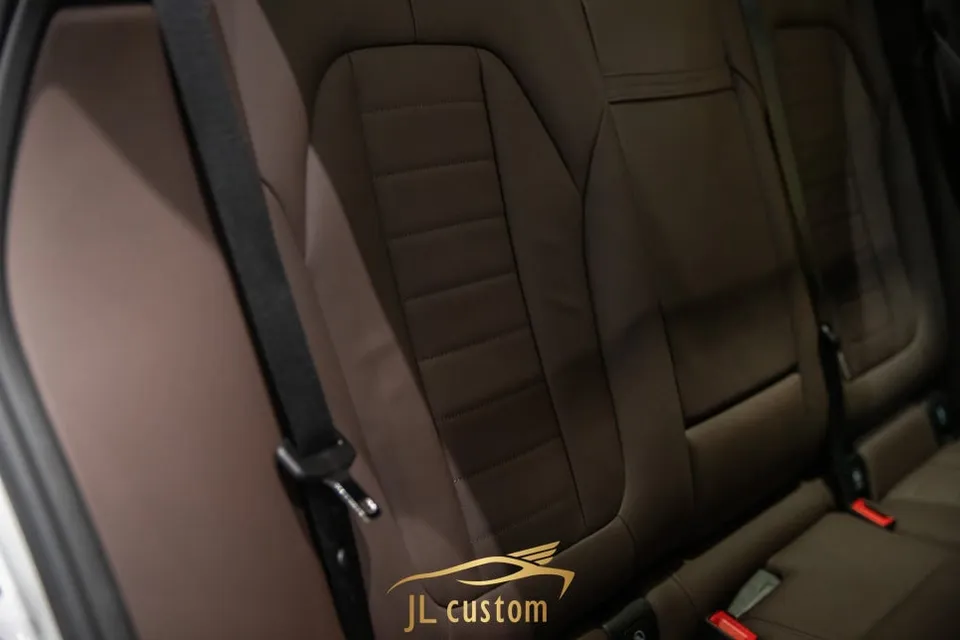 BMW ix3 Ventilated & Heated Seats Review — Enhanced Comfort photo 2