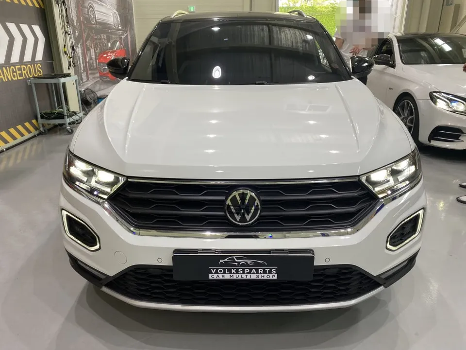 Volkswagen T-Roc oem options installation result