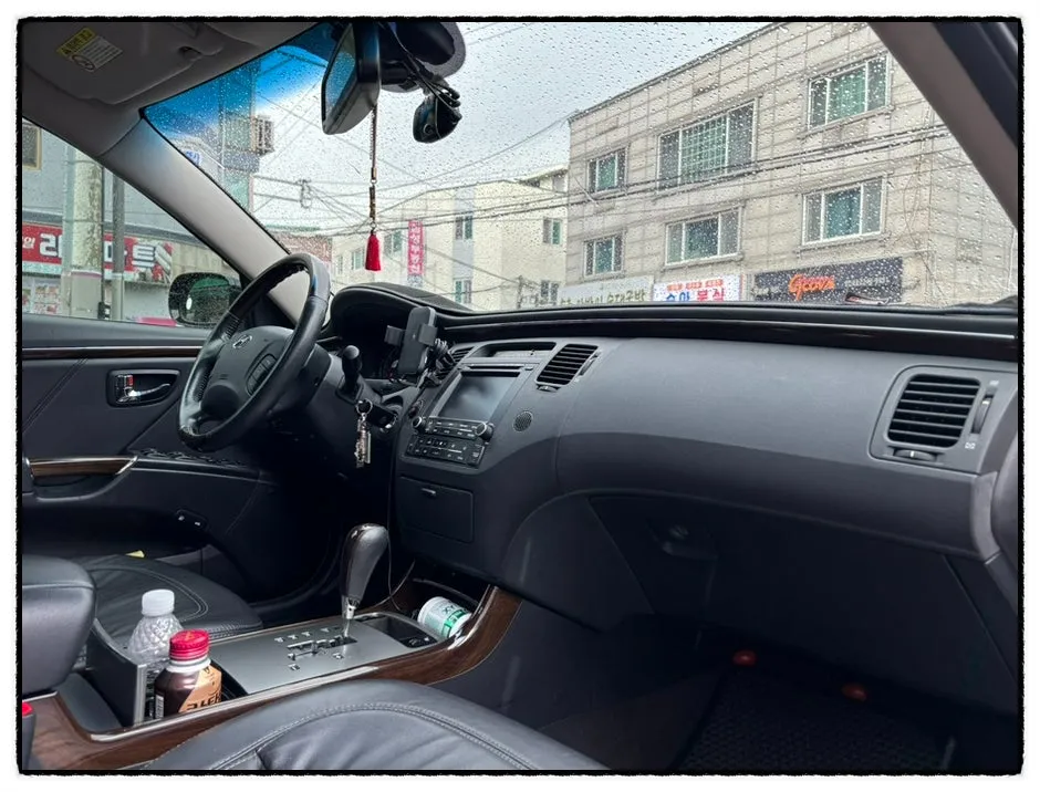 Hyundai Azeraのカーオーディオ施工事例 施工写真 3