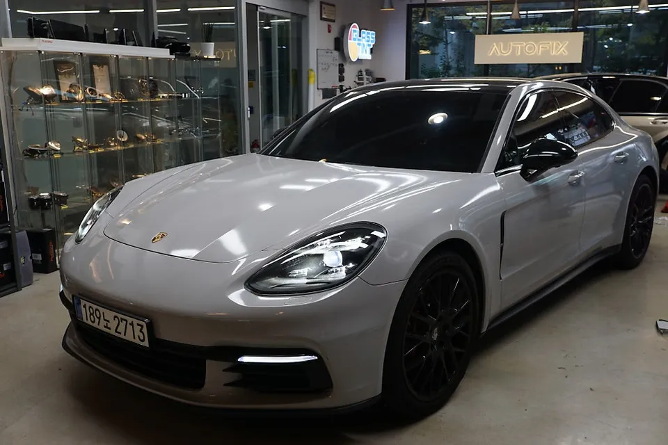Porsche Panamera 971 car audio installation result