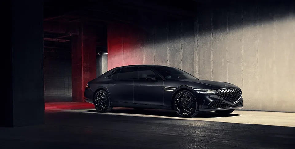 Genesis G90のカーラッピング事例｜ブラックエディション風カスタム 写真