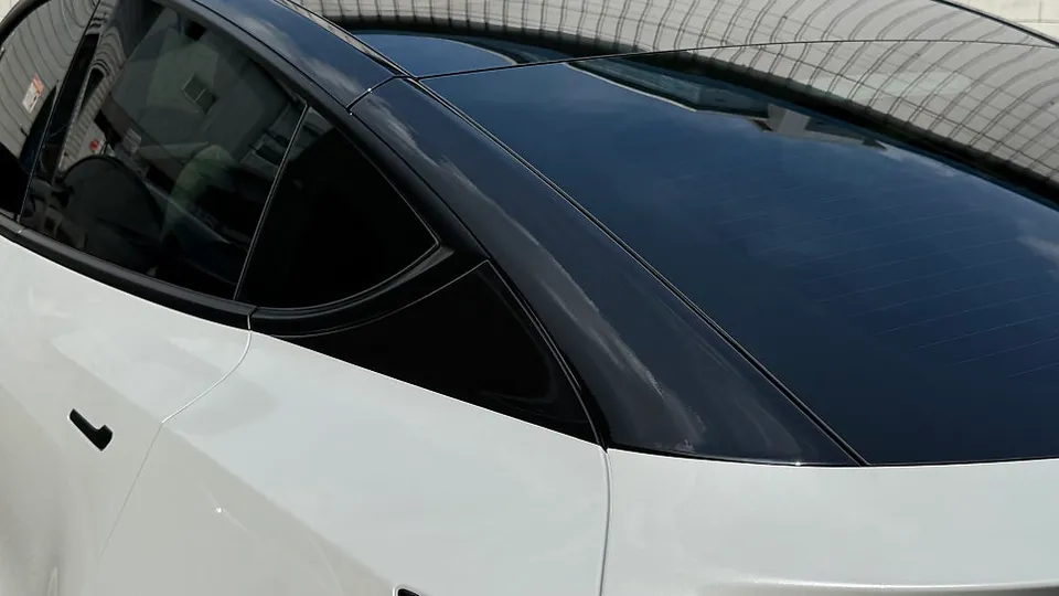 Tesla Model Y PPF施工事例｜費用目安と仕上がり 施工写真 2-1