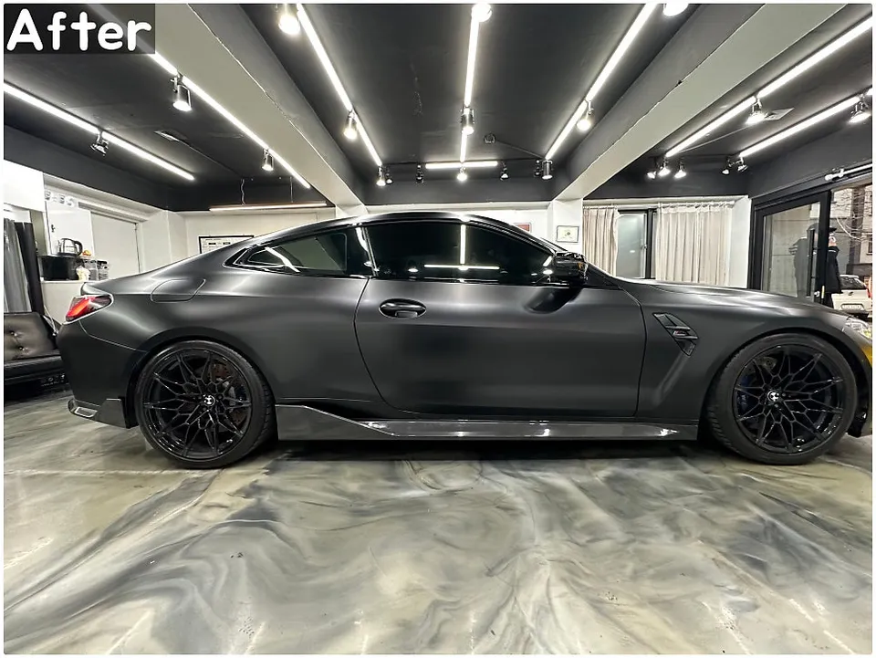 BMW M4 G82のカーラッピング事例|サテンブラックの変貌 施工写真 2-3