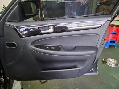 Genesis BH ambient lighting - Genesis BH Ambient Lighting Review: Enhanced Interior Mood photo 3
