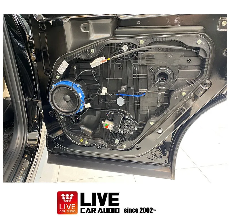 Kia Sorentoのカーオーディオ施工事例 施工写真 3-1