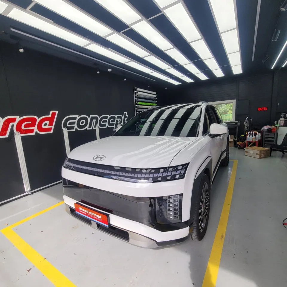 Hyundai IONIQ 9 Vinyl Wrap Review: Two-Tone & Chrome Delete