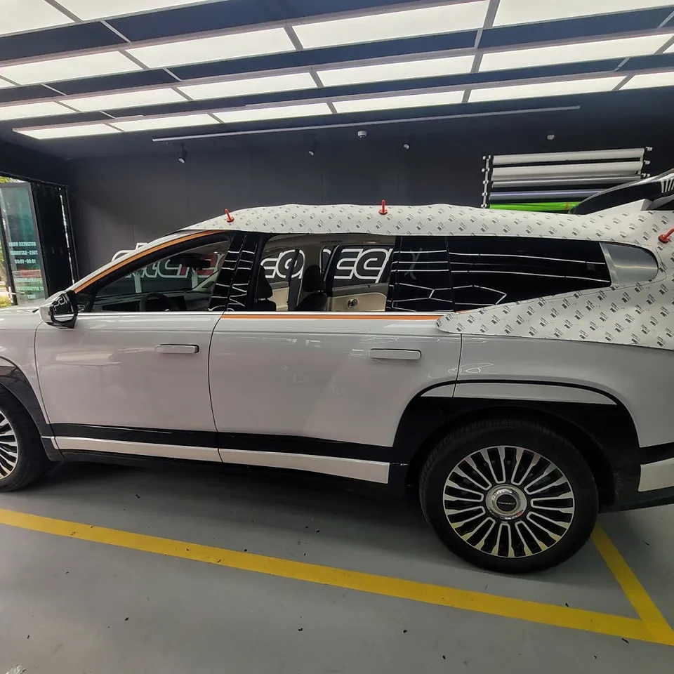 Hyundai IONIQ 9 Vinyl Wrap Review: Two-Tone & Chrome Delete photo 8