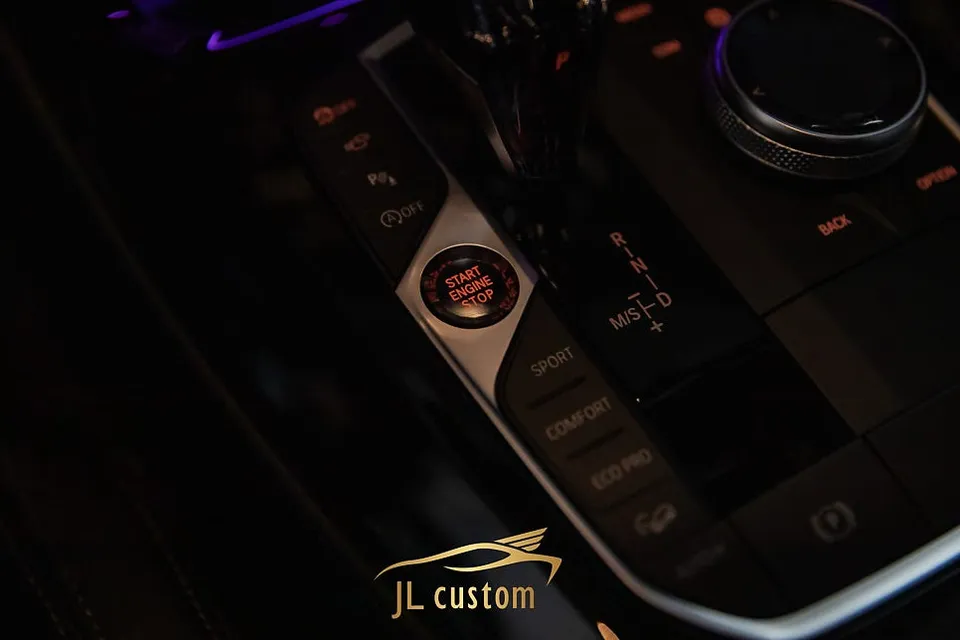 BMW X4 steering wheel - BMW X4 Custom Steering Wheel Upgrade Review photo 4