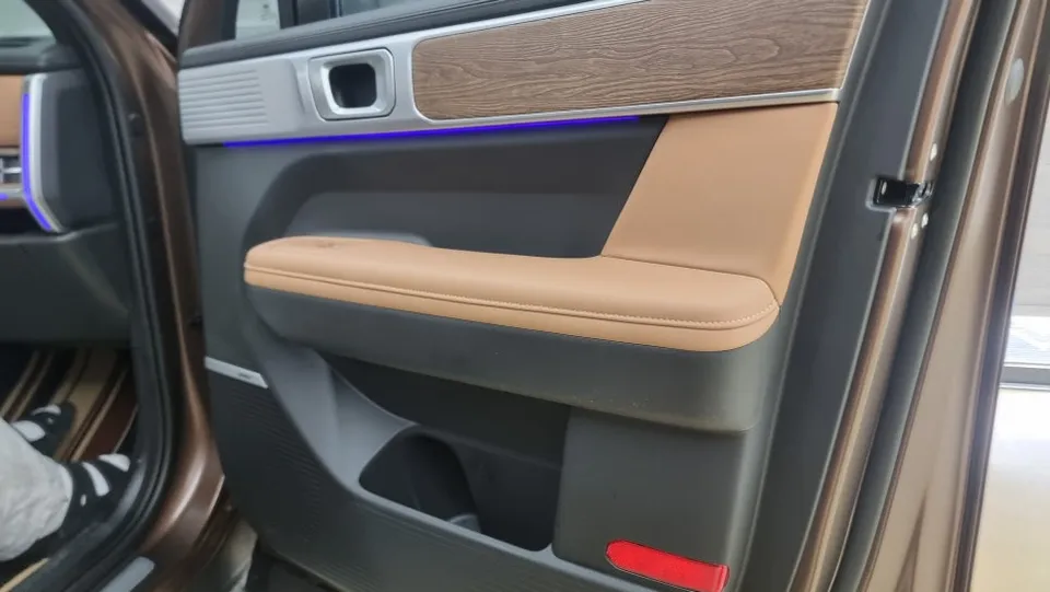 Hyundai Santa Fe MX5 ambient lighting - Hyundai Santa Fe MX5 Ambient Lighting Upgrade Review photo 4