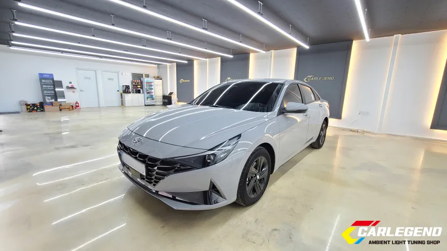 Hyundai Elantra CN7 Ambient Lighting Review: Custom Molding photo 2
