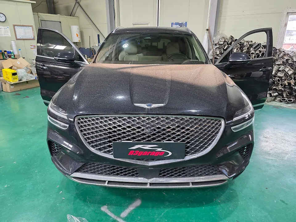Genesis GV70 Auto Service Review — D-Cut Handle Upgrade photo 1