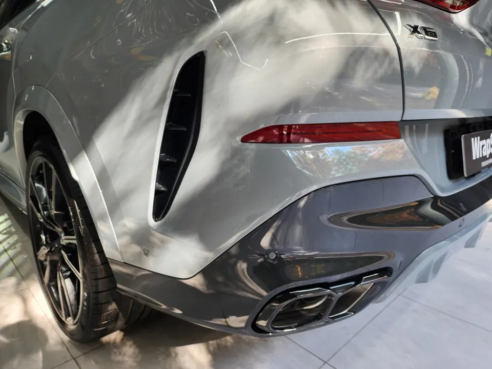 BMW X6のPPF施工事例|費用目安・仕上がり 施工写真 1-3