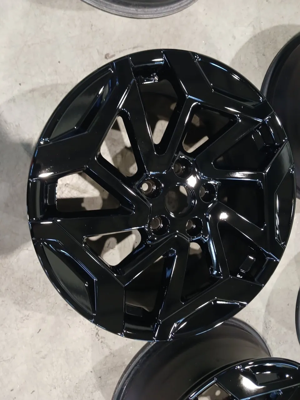 Kia Seltosのホイールリペア・塗装事例 施工写真 2-2