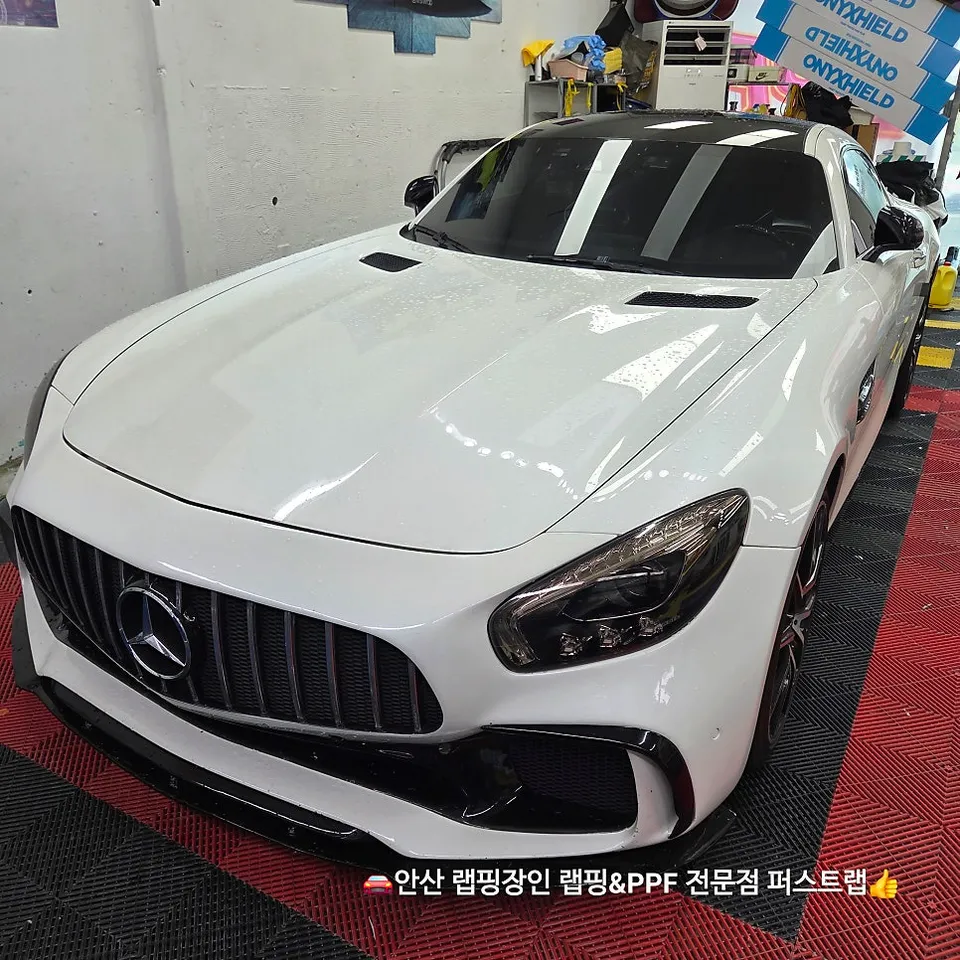 Mercedes-Benz AMG GTのカーラッピング事例|費用目安・仕上がり 施工写真 2-1