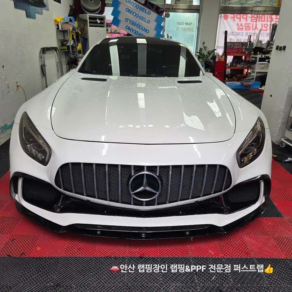 Mercedes-Benz AMG GTのカーラッピング事例|費用目安・仕上がり 施工写真 2-3