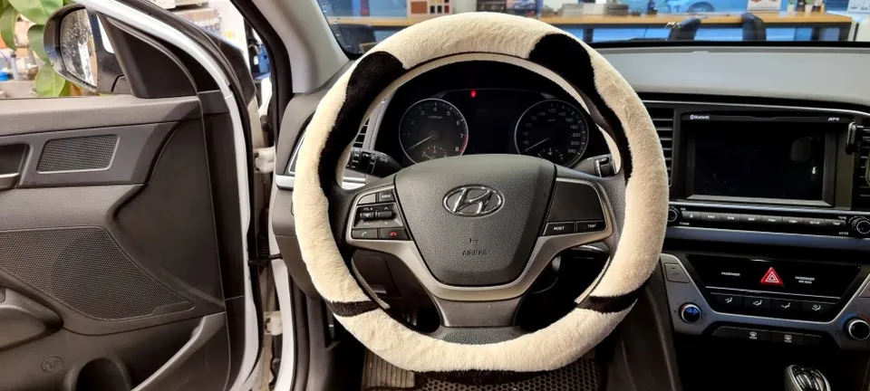 Hyundai Elantra AD Seat Climate Upgrade Review photo 2
