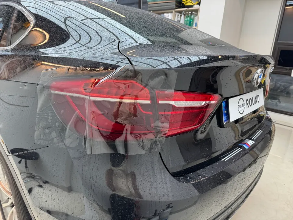 BMW X6 PPF施工事例｜ライトスモークフィルム 施工写真 3-1