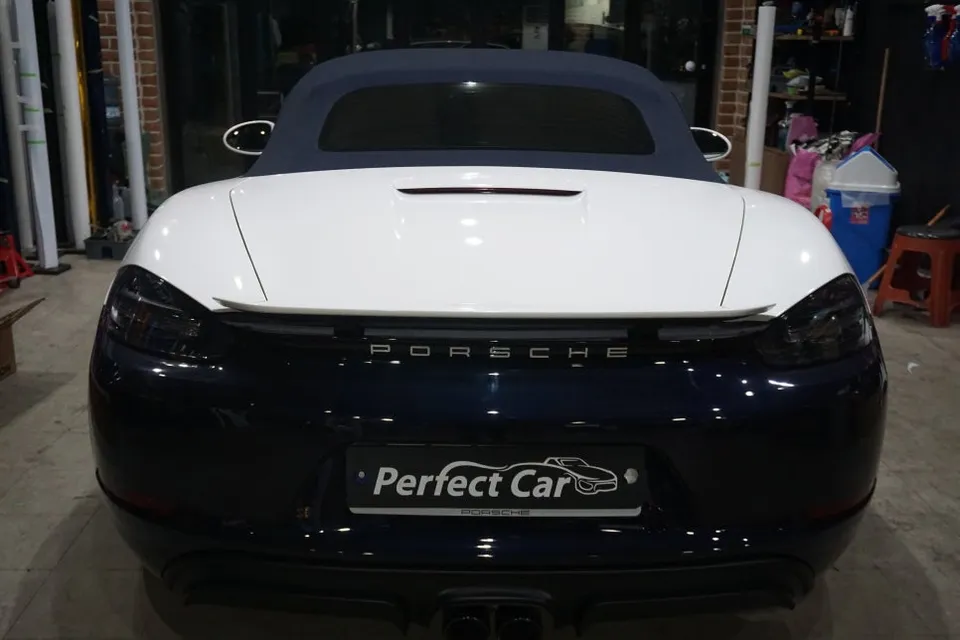 Porsche 718 Boxster vinyl wrap - Porsche 718 Boxster Vinyl Wrap Review: Cost & Results photo 4