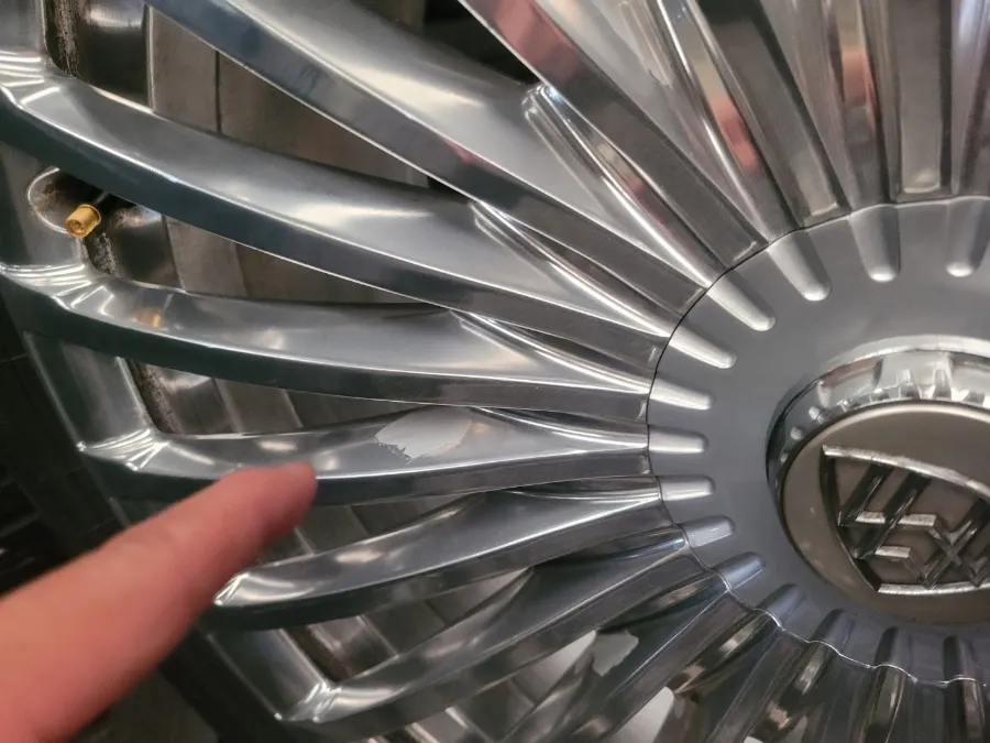 Mercedes-Benz GLS Maybach wheel repair - Mercedes-Benz GLS Maybach Wheel Repair & Painting Review photo 5