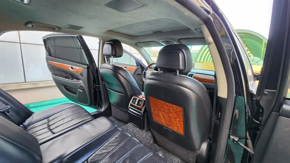 Hyundai Equus interior customization - Hyundai Equus Interior Customization Installation Review — Cost photo 4