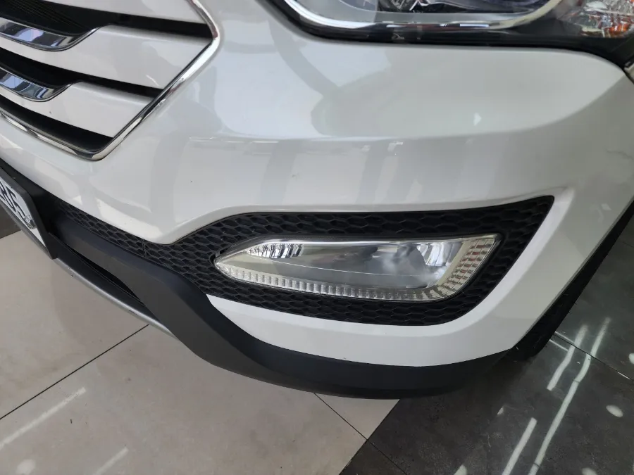 Hyundai Santa Fe DM oem options - Hyundai Santa Fe DM Factory Option Retrofit Review photo 3