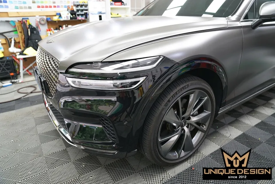 Genesis GV70のカーラッピング事例｜費用目安・仕上がり 施工写真 4-1