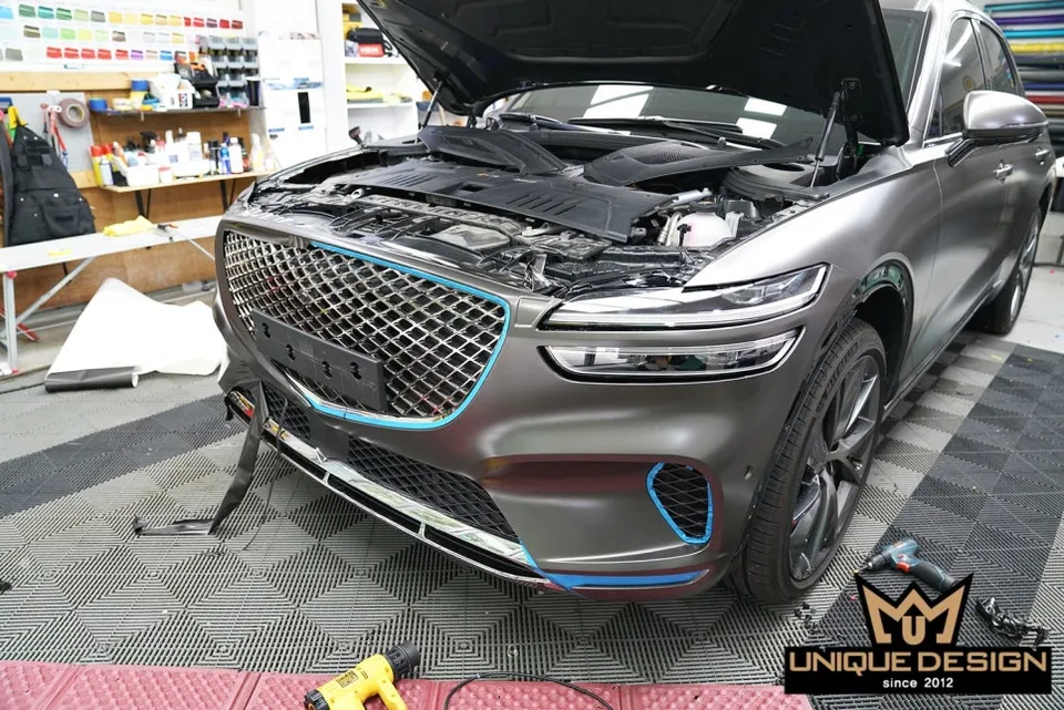Genesis GV70のカーラッピング事例｜費用目安・仕上がり 施工写真 2-2