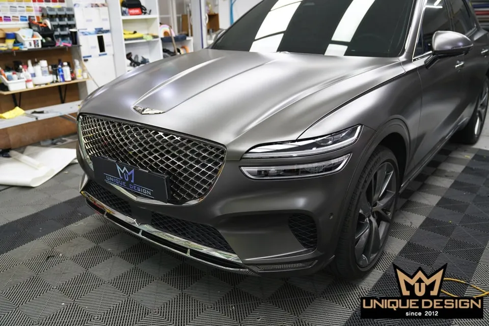 Genesis GV70のカーラッピング事例｜費用目安・仕上がり 施工写真 3-2