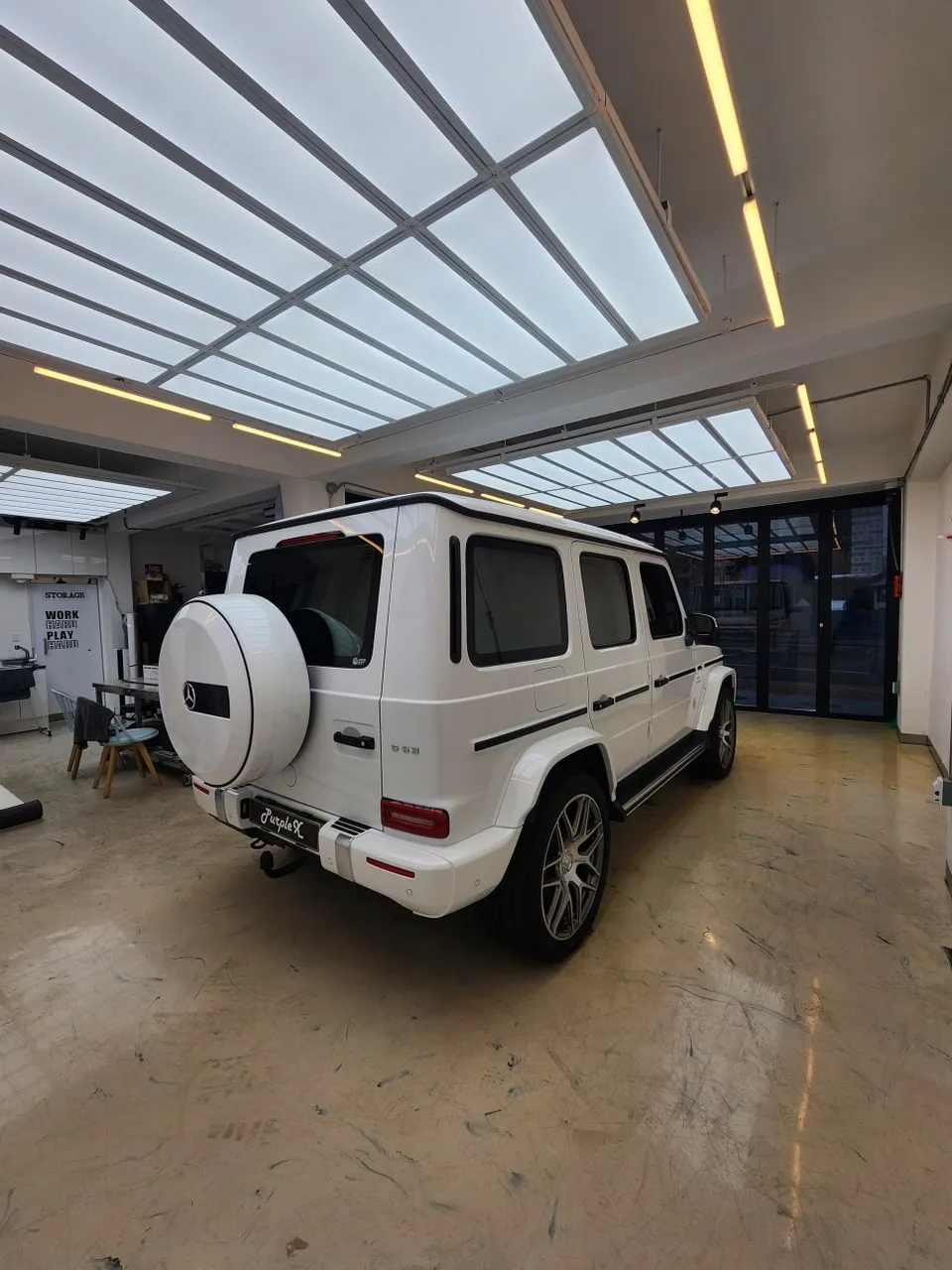 Mercedes-Benz G63 AMGのカーラッピング事例|費用目安・仕上がり 施工写真 1-1