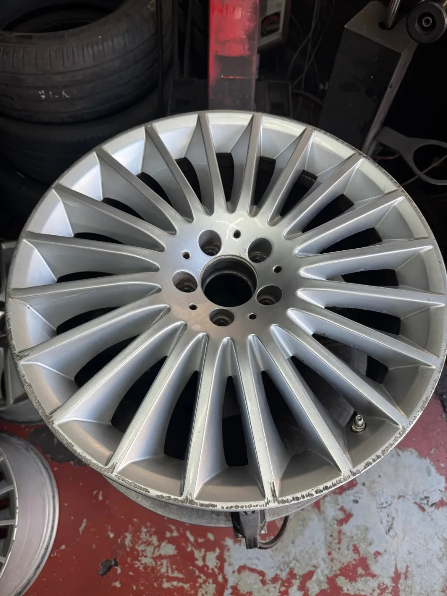 Mercedes-Benz S-Class wheel repair - Mercedes-Benz S-Class Wheel Repair Review - Perfect Silver Finish photo 3