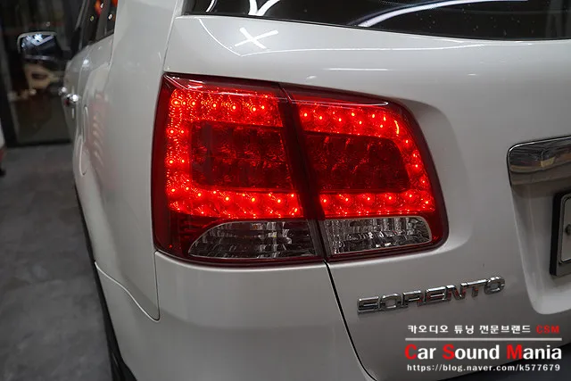 Kia Sorento Rのカーオーディオ施工事例 施工写真 1-1