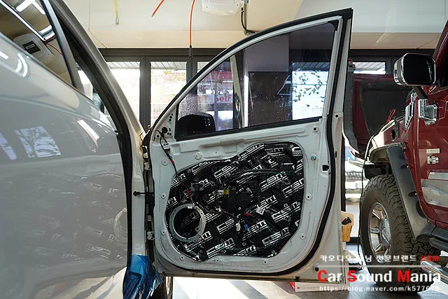 Kia Sorento Rのカーオーディオ施工事例 施工写真 4-2