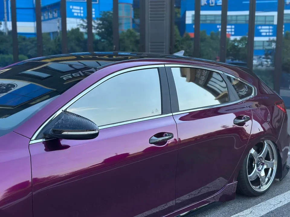 Kia K3 GTのカーラッピング事例|費用目安・仕上がり 施工写真 2-1
