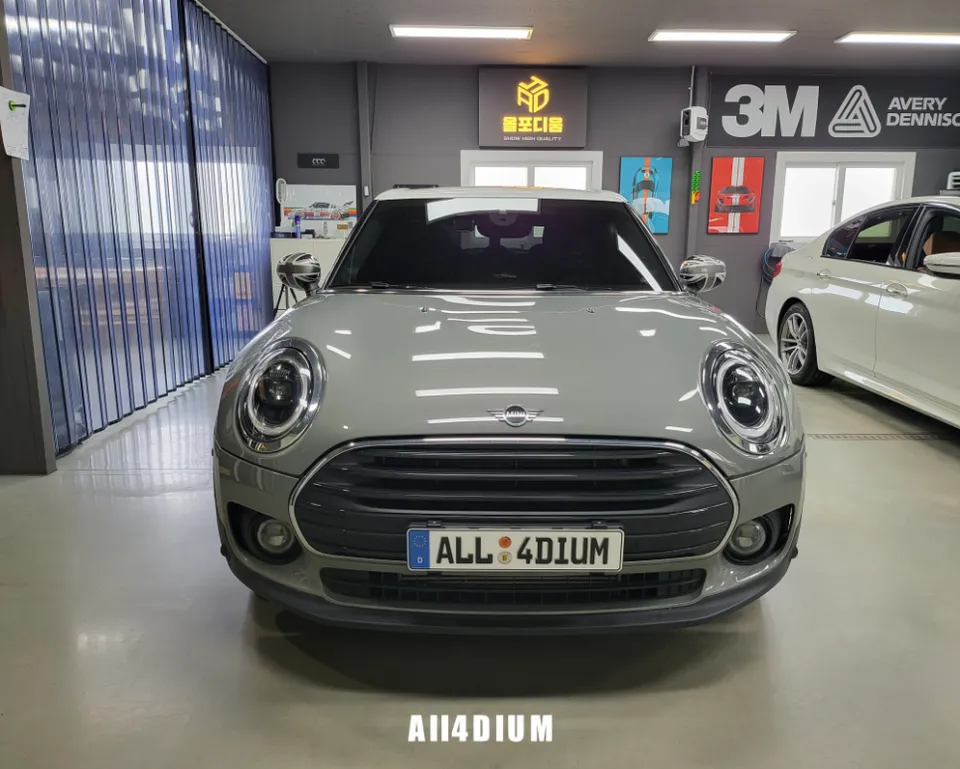 MINI MINI Cooperのカーラッピング事例｜費用目安・仕上がり 施工写真 1-1