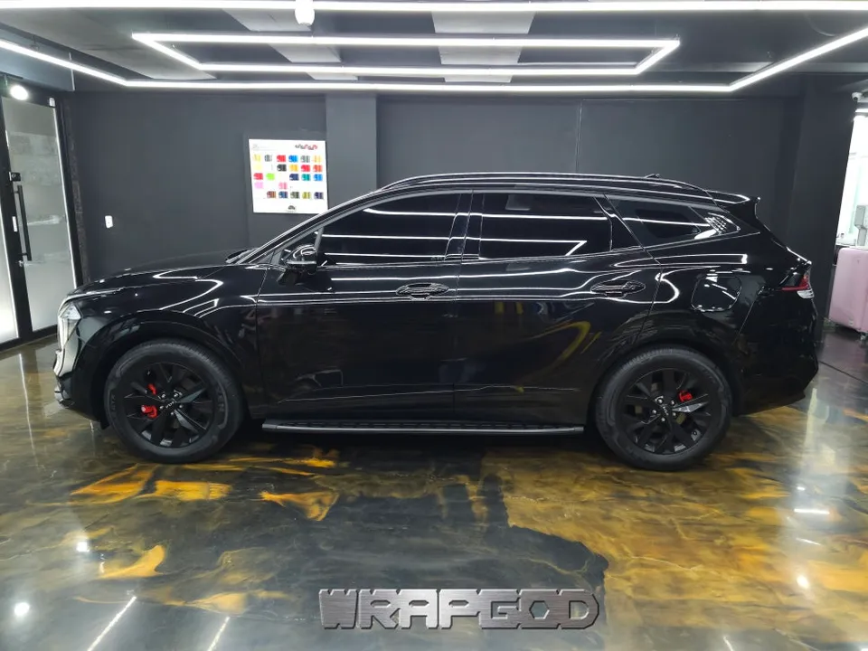 Kia Sportage NQ5のカーラッピング事例|費用目安・仕上がり 施工写真 2-2