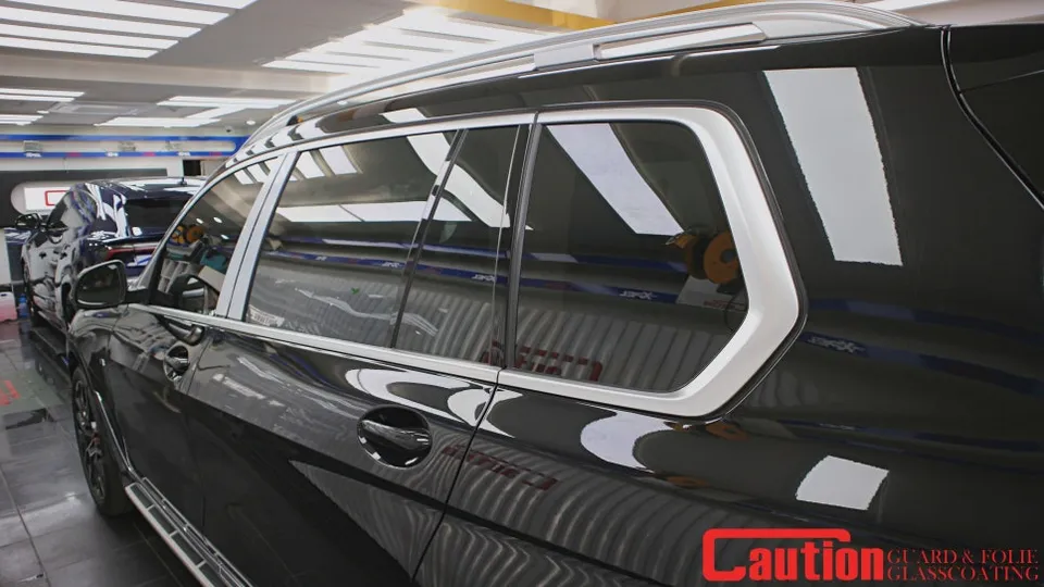 BMW X7のカーラッピング事例 施工写真 5
