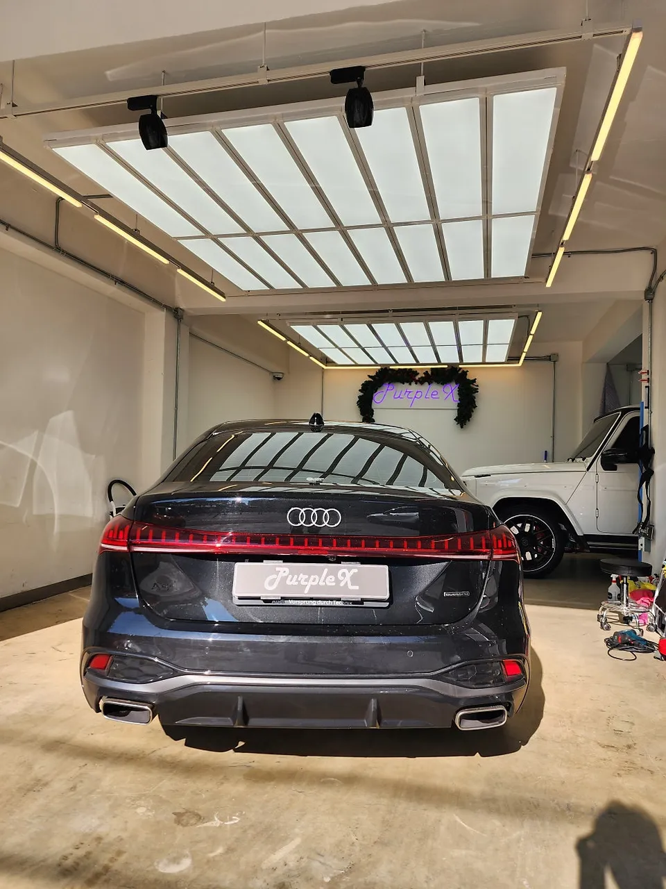 Audi A5のカーラッピング事例｜クロームパーツのブラックアウト 施工写真 2-2