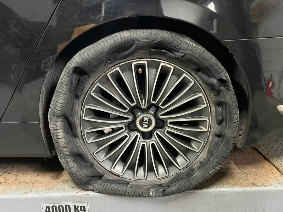 Kia K900 wheel repair - Kia K900 Wheel Repair & Painting Review: Cost & Results photo 4