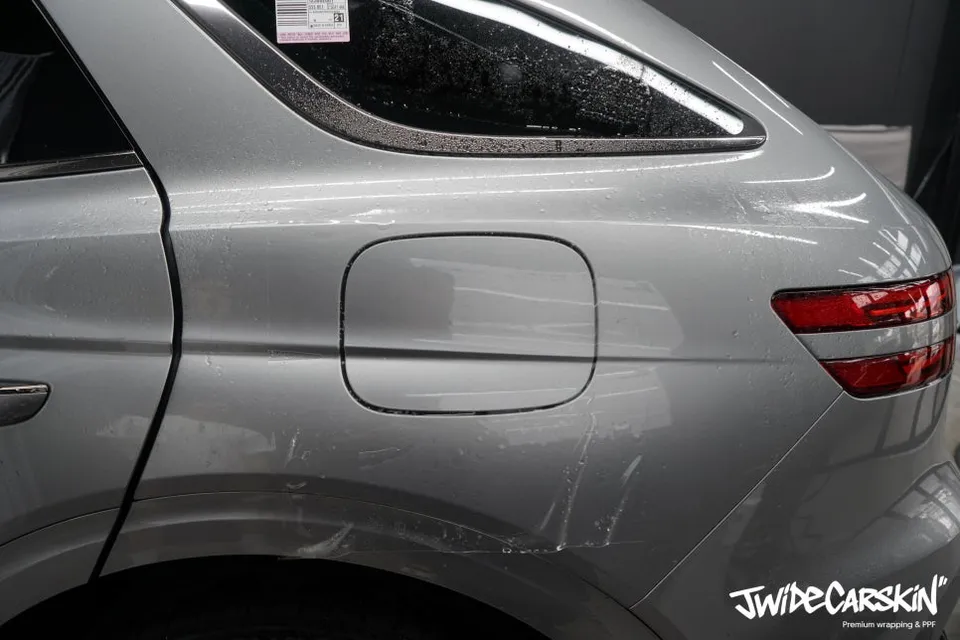 Genesis GV70 PPF施工事例：費用目安と仕上がり 施工写真 3-1