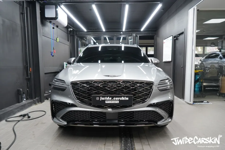 Genesis GV70 PPF施工事例：費用目安と仕上がり 施工写真 3-2