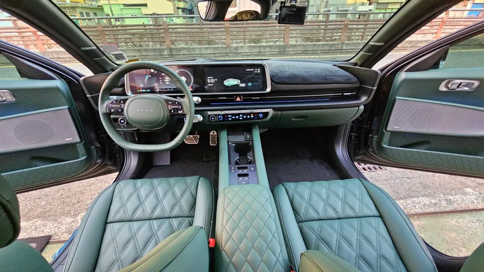 Hyundai IONIQ 6 Interior Customization Review photo 2