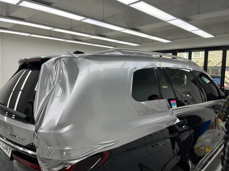 BMW X7のカーラッピング事例|費用目安・仕上がり 施工写真 2-3