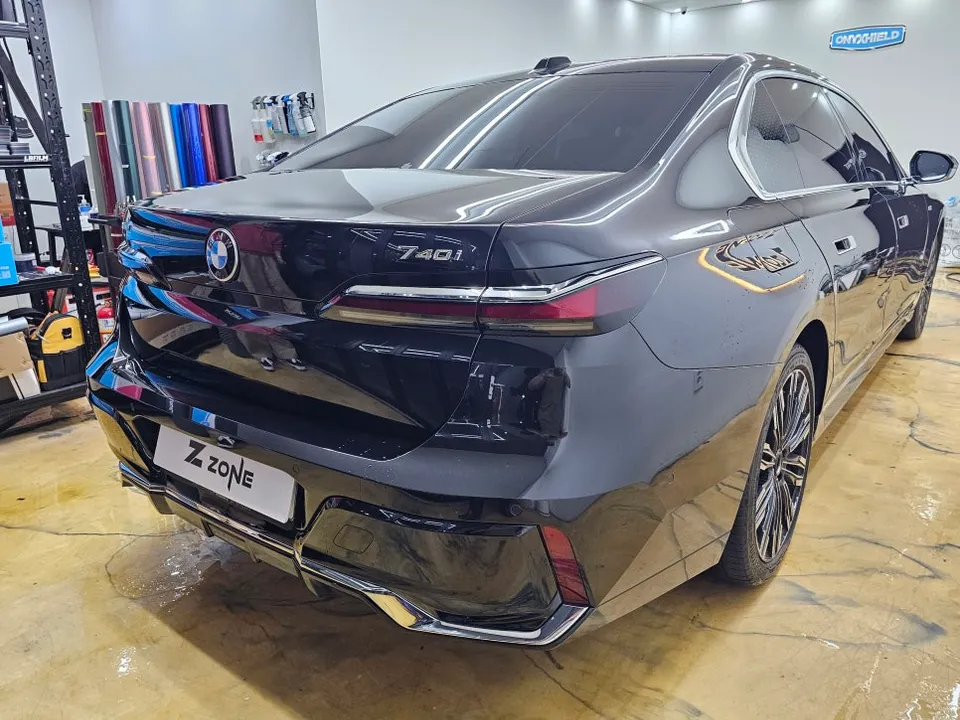 BMW 7 Series G70 PPF施工事例|韓国での実例 施工写真 1-2