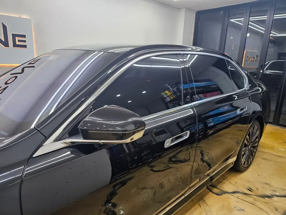 BMW 7 Series G70 PPF施工事例|韓国での実例 施工写真 2-3